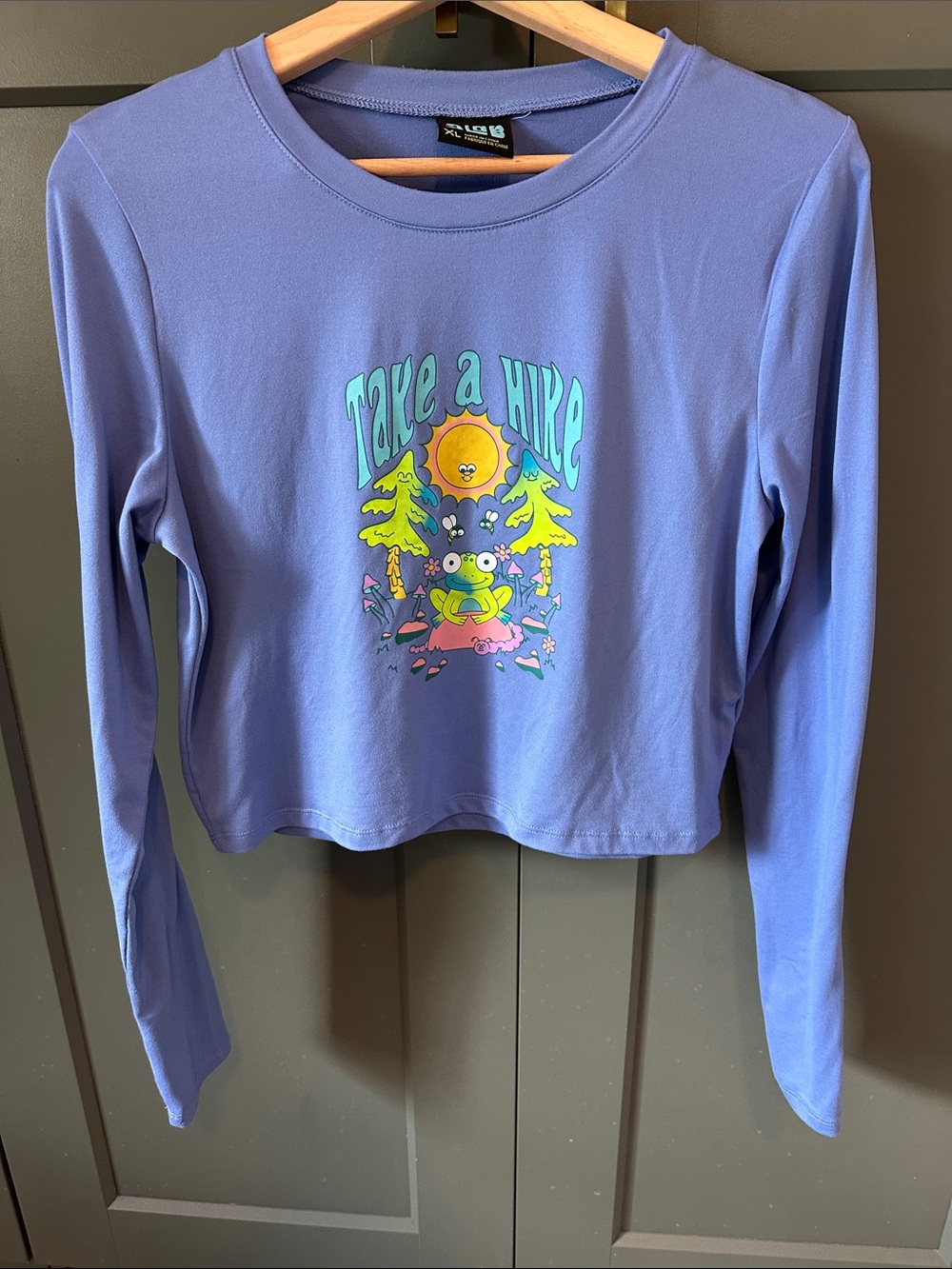 Lavender 'Take a Hike' Graphic Crop Top - Picture 1 of 2